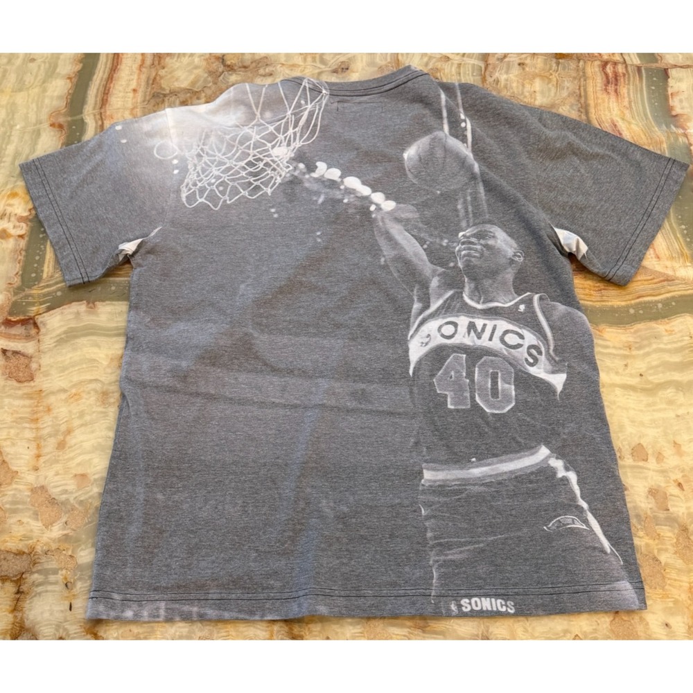 Mitchell & Ness Mens Seattle SuperSonics Shawn Kemp Above the Rim T-Shirt Gray M - Picture 4 of 7
